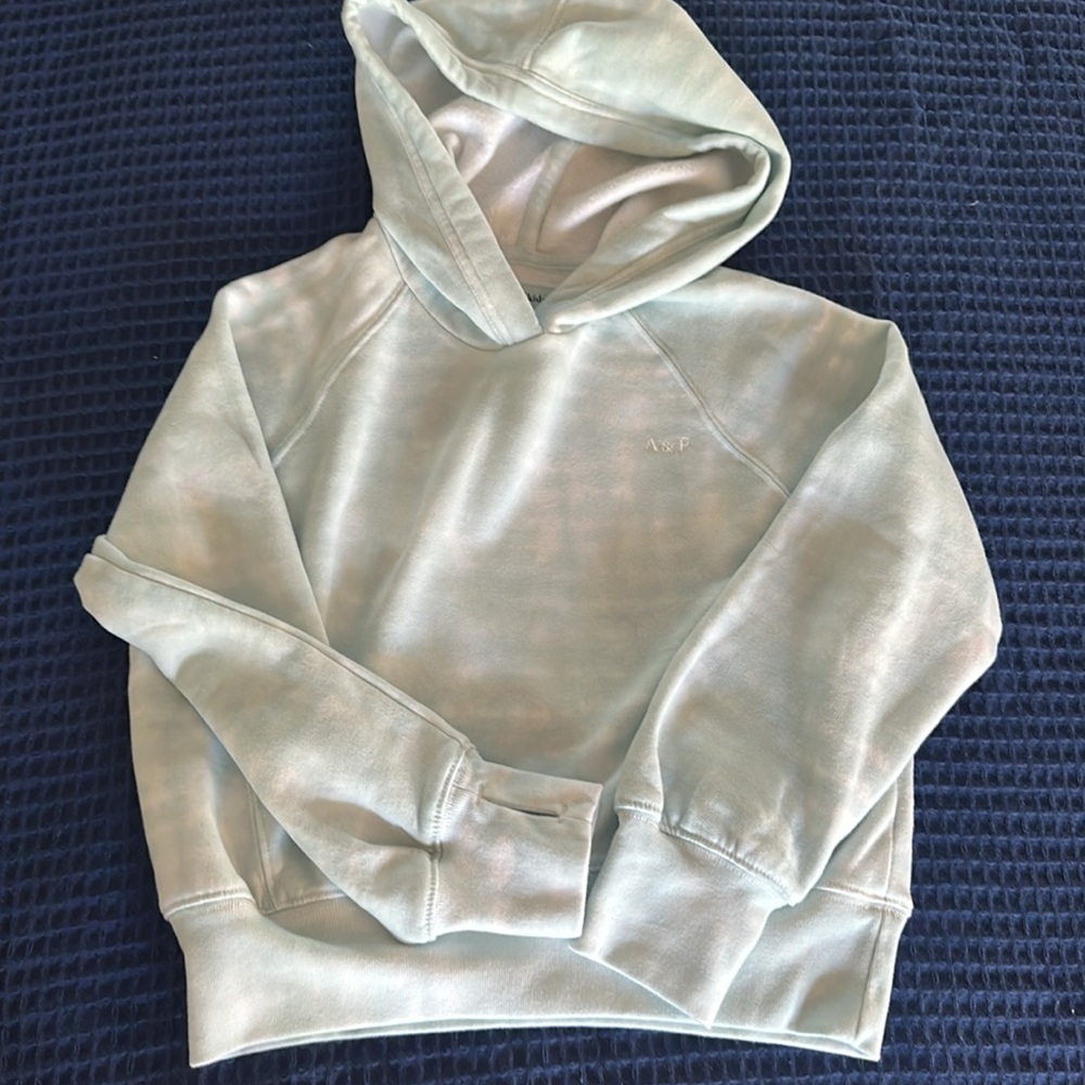 Girls light blue tie dye A&F sweatshirt